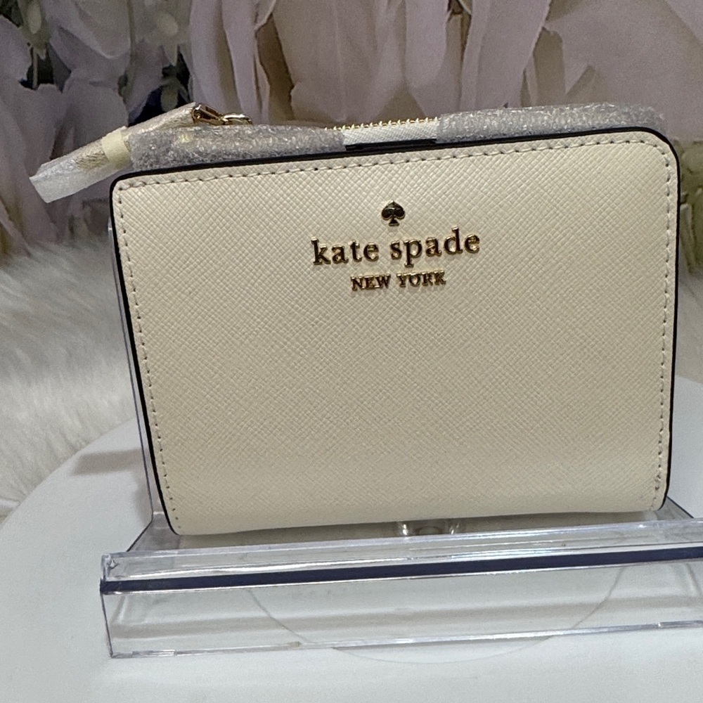 Kate Spade Ivory Wallet